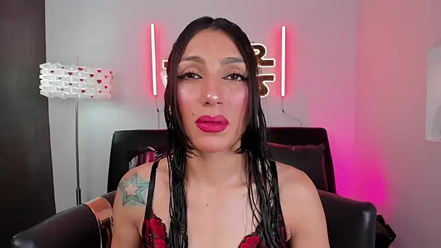 Snapshot of miss___evangeline chatting on May 26, 2:29 am miss evangeline online show from May 26, 2:29 am