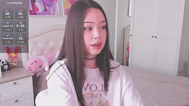 kittenrisha online show from February 9, 6:06 am