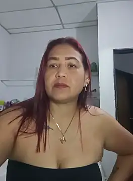 Snapshot of Abigail_BigTits chatting on October 4, 3:37 am Abigail BigTits online show from October 4, 3:37 am