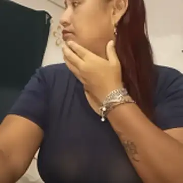 Snapshot of Abigail_BigTits chatting on November 8, 2:01 am Abigail BigTits online show from November 8, 2:01 am