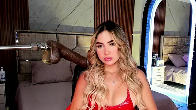 EmiilyHendriixx online show from October 9, 8:18 pm