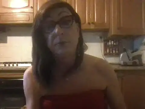 Snapshot of Tiabet chatting on March 27, 9:03 pm Tiabet online show from March 27, 9:03 pm
