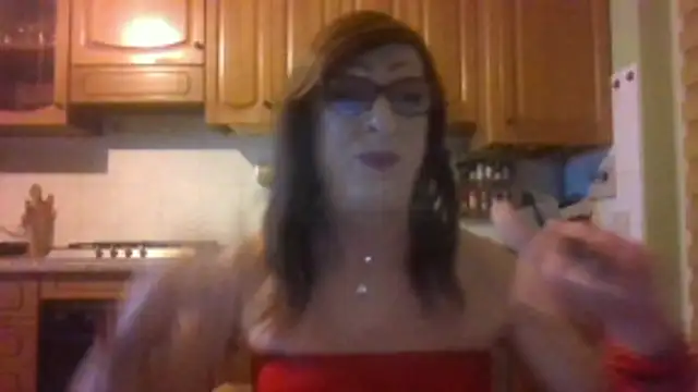 Snapshot of Tiabet chatting on May 2, 8:36 pm Tiabet online show from May 2, 8:36 pm