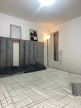 womantall99 online show from December 31, 2:25 pm