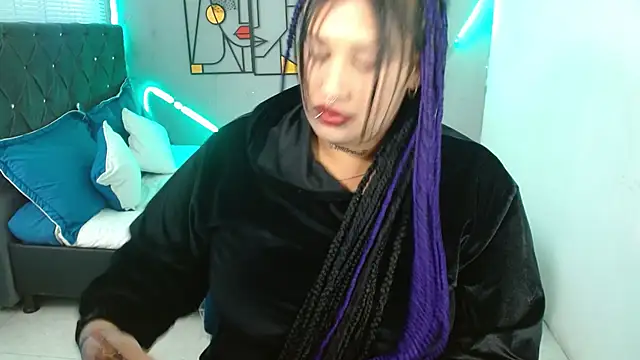 Snapshot of brittanysexhot chatting on February 4, 2:43 pm brittanysexhot online show from February 4, 2:43 pm