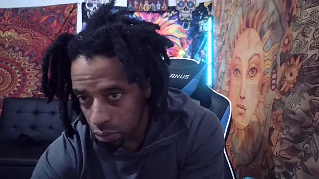 Snapshot of Coco-Licious chatting on January 9, 2:51 pm Coco-Licious online show from January 9, 2:51 pm