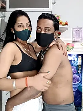 Snapshot of Best-Couple chatting on March 21, 11:55 am Best-Couple online show from March 21, 11:55 am