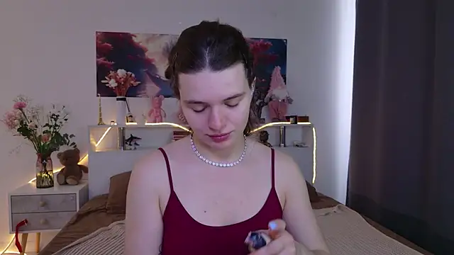 Snapshot of Nellie_Medina chatting on April 25, 11:13 am Nellie Medina online show from April 25, 11:13 am