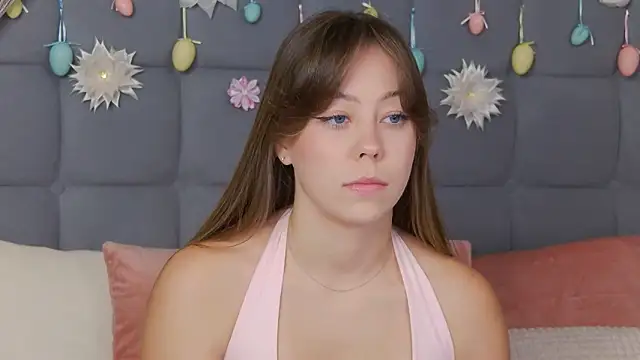 TheEmma online show from April 18, 11:58 am