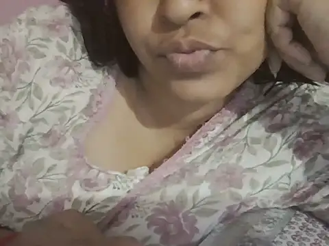 Snapshot of Hot-shanvi chatting on April 24, 11:23 am Hot-shanvi online show from April 24, 11:23 am