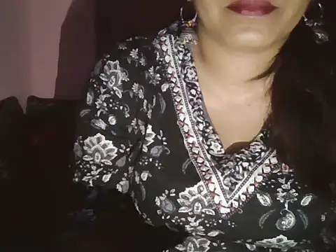 Snapshot of Hot-shanvi chatting on May 18, 5:52 pm Hot-shanvi online show from May 18, 5:52 pm