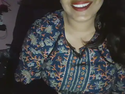 Snapshot of Hot-shanvi chatting on June 3, 11:43 pm Hot-shanvi online show from June 3, 11:43 pm