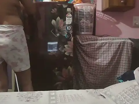 Snapshot of Hot-shanvi chatting on July 25, 12:47 pm Hot-shanvi online show from July 25, 12:47 pm