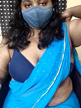 Snapshot of Rathi22 chatting on June 21, 2:58 am Rathi22 online show from June 21, 2:58 am