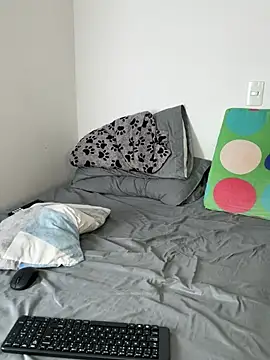 Snapshot of Young_latin_master777 chatting on January 5, 5:20 pm Young latin master777 online show from January 5, 5:20 pm