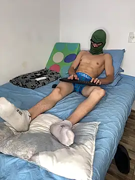 Snapshot of Young_latin_master777 chatting on February 6, 10:00 pm Young latin master777 online show from February 6, 10:00 pm