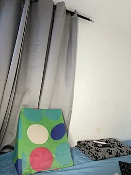 Snapshot of Young_latin_master777 chatting on February 9, 9:47 am Young latin master777 online show from February 9, 9:47 am