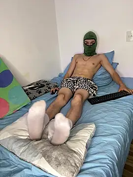 Snapshot of Young_latin_master777 chatting on February 9, 12:52 pm Young latin master777 online show from February 9, 12:52 pm