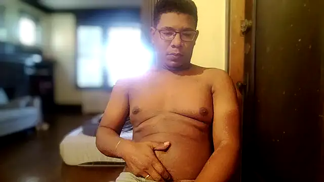 Snapshot of M12Dick23 chatting on October 30, 4:52 pm M12Dick23 online show from October 30, 4:52 pm