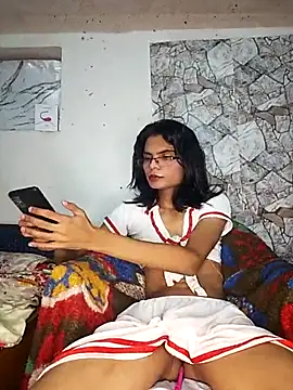 Snapshot of Enna_Zarza_ chatting on September 25, 6:39 am Enna Zarza  online show from September 25, 6:39 am