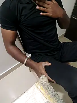 Snapshot of hot_boy_dic chatting on March 11, 8:30 am hot boy dic online show from March 11, 8:30 am