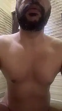 Snapshot of skyisthelimit12 chatting on January 18, 3:20 am skyisthelimit12 online show from January 18, 3:20 am