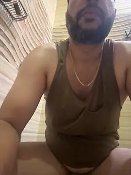 Snapshot of skyisthelimit12 chatting on October 8, 6:33 am skyisthelimit12 online show from October 8, 6:33 am