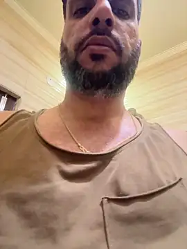 Snapshot of skyisthelimit12 chatting on October 15, 5:40 am skyisthelimit12 online show from October 15, 5:40 am