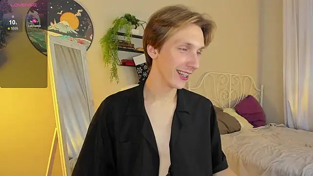 Adrian Di online show from January 2, 12:24 pm