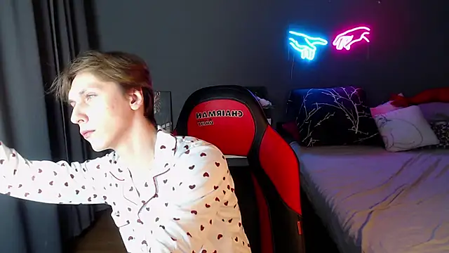 Adrian Di online show from January 11, 6:14 am