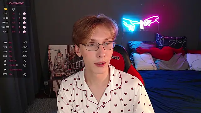 Adrian Di online show from January 27, 3:39 pm