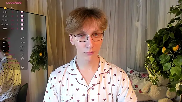 Adrian Di online show from January 30, 3:40 pm