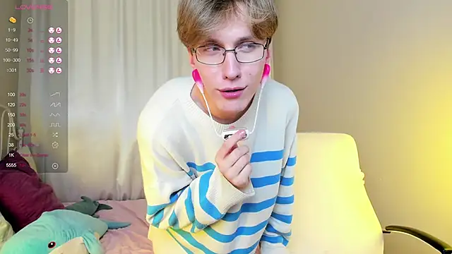 Adrian Di online show from February 8, 7:27 pm