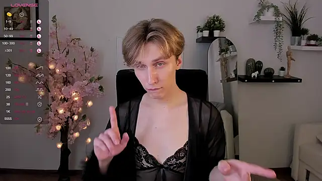 Adrian Di online show from March 2, 4:32 pm