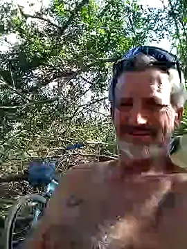 Cloudin around online show from February 6, 4:47 pm