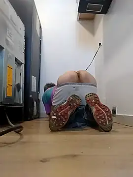 Cloudin around online show from March 6, 6:16 pm