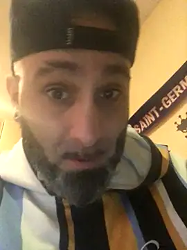 josueswvillaA1 online show from November 30, 10:14 pm