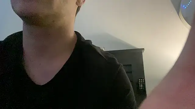 Snapshot of TylerXAnthony chatting on October 31, 12:50 pm TylerXAnthony online show from October 31, 12:50 pm