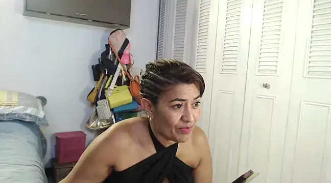 CamilaLix online show from January 28, 12:47 am