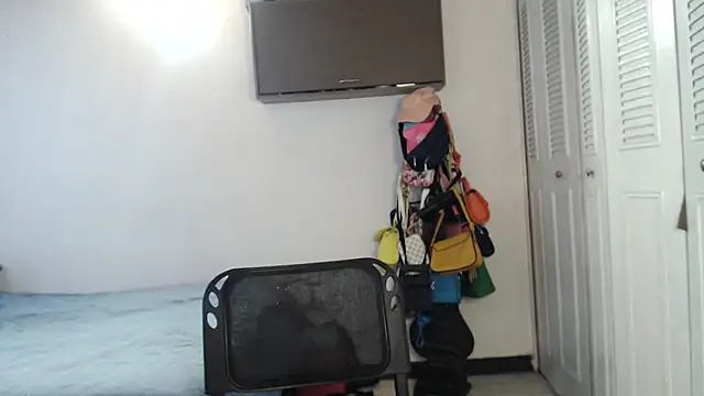 CamilaLix online show from March 6, 10:36 pm