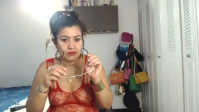 CamilaLix online show from March 11, 11:01 am