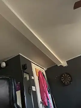 jerjenn online show from April 10, 9:08 pm