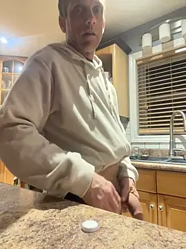 jerjenn online show from April 15, 5:47 am