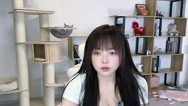 Snapshot of Chenjing0 chatting on April 28, 1:16 pm Chenjing0 online show from April 28, 1:16 pm