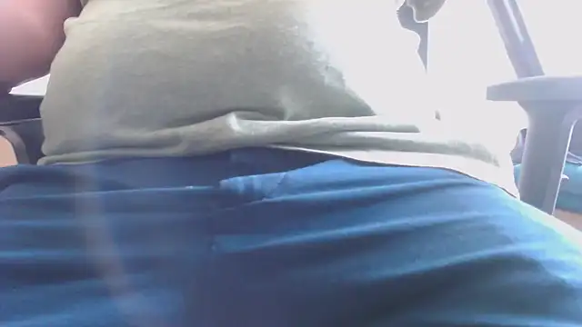Snapshot of calypsohot chatting on June 16, 2:19 pm calypsohot online show from June 16, 2:19 pm