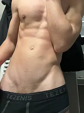 EmanuelMCL online show from January 6, 12:05 am