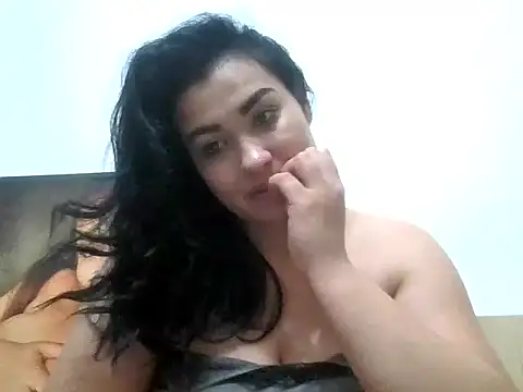 Snapshot of TheTopSecret chatting on January 28, 12:05 am TheTopSecret online show from January 28, 12:05 am