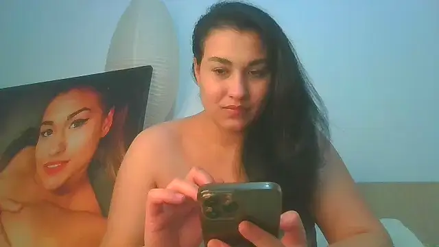 Snapshot of TheTopSecret chatting on February 22, 3:58 pm TheTopSecret online show from February 22, 3:58 pm