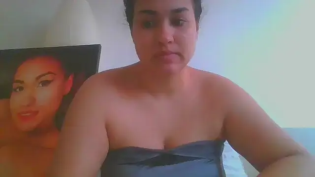 Snapshot of TheTopSecret chatting on March 3, 8:05 am TheTopSecret online show from March 3, 8:05 am