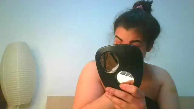 Snapshot of TheTopSecret chatting on February 3, 8:08 am TheTopSecret online show from February 3, 8:08 am